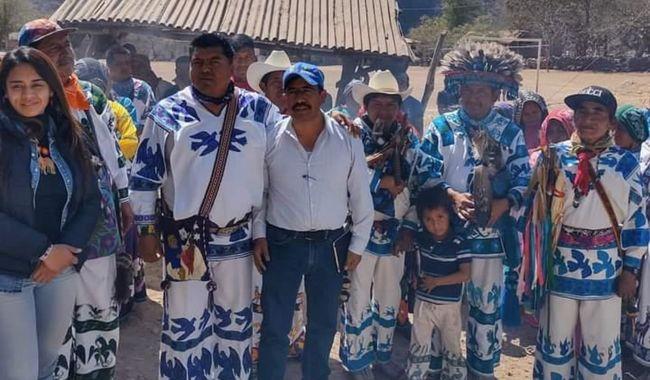 Pueblo wixárika recupera posesión de tierras