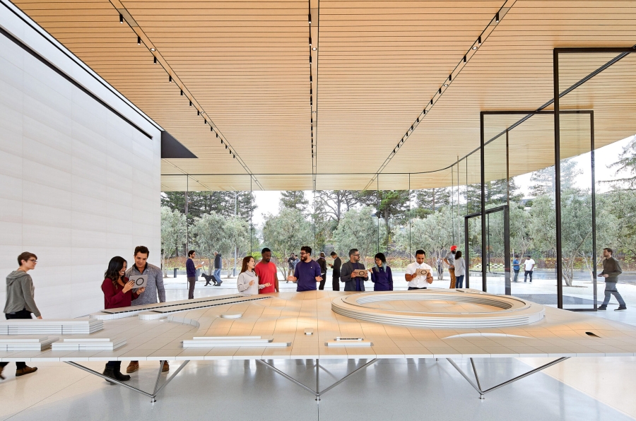 f2e86d20-a213-3300-b4e2-3a1092d51f34_Apple_Park_Visitor_Center_Explore_02_large_2x