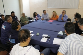 Paulina Aguado atiende denuncias ciudadanas en Villas del Mesón, Juriquilla