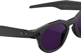 Meta y Oakley lanzan gafas inteligentes deportivas con cámara 3K y asistente AI: así son las nuevas Meta HSTN