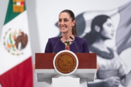 México evita aumento de aranceles y asegura 90 días para construir acuerdo comercial con EE.UU.
