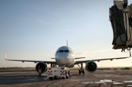 Inicia operaciones el vuelo Los Ángeles–Mérida para la temporada de fin de año