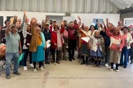 Santiago Nieto refrenda compromiso con el bienestar social en asamblea ciudadana en Pedro Escobedo