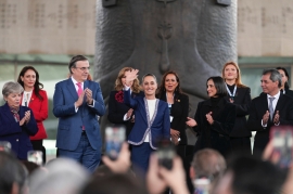 Sheinbaum llama a la inversión privada para impulsar el desarrollo en 2026 como parte del Plan México