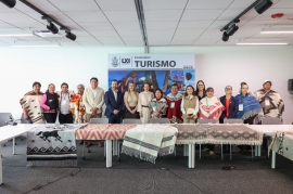 La Comisión de Turismo del Congreso local aprueba exhorto para proteger el sarape de Colón como patrimonio cultural