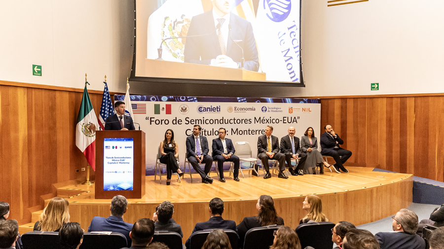 «Tenemos energía y agua de sobra»: Samuel García levanta la mano por la industria global de semiconductores