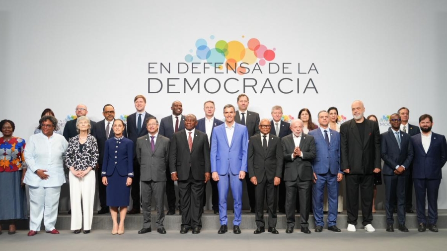 170426 CSP IV CUMBRE EN DEFENSA DE LA DEMOCRACIA. BARCELONA, ESPAÑA1