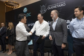Querétaro, el «cerebro digital» de México: Mauricio Kuri blinda el liderazgo del estado en Data Centers