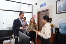 Paul Ospital confronta al PAN por permisos de paternidad