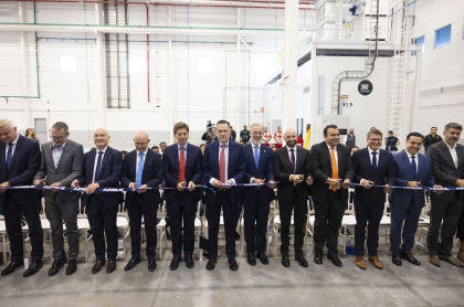 Airbus inaugura planta