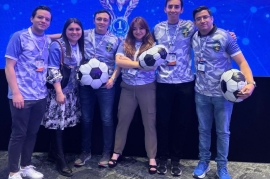 Talento queretano en la cima: Residentes del Hospital General vencen a la élite nacional y ganan el Mundial de Ortopedia