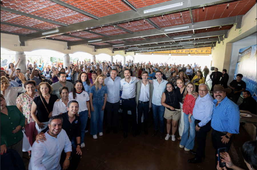 Mauricio Cardenas sale a las calles