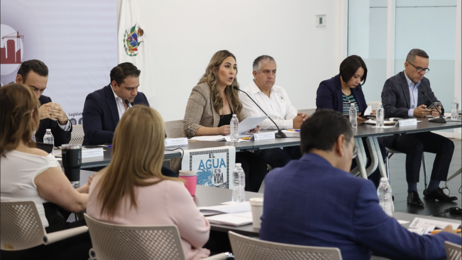 Andrea Tovar presenta ruta de trabajo