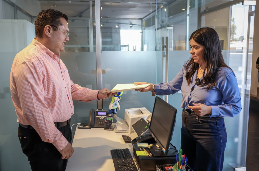 Presenta iniciativa para poder faltar al trabajo de forma justificada por temas educativos de los hijos