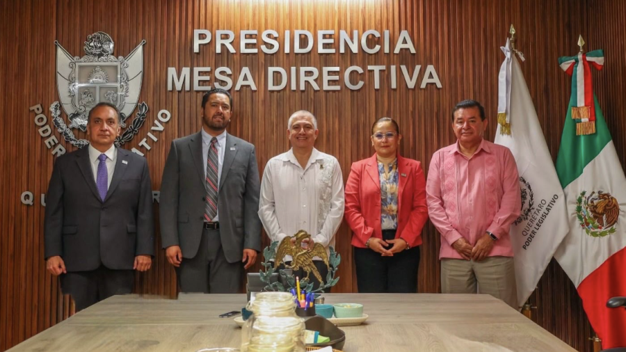 Entregan paquete para reforma electoral