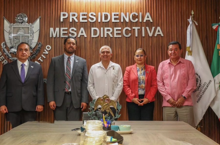 Entregan paquete para reforma electoral