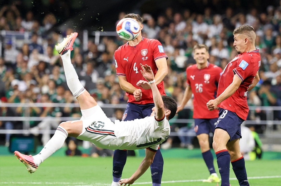 Presidenta Sheinbaum felicita a la Selección Mexicana por su tercer triunfo