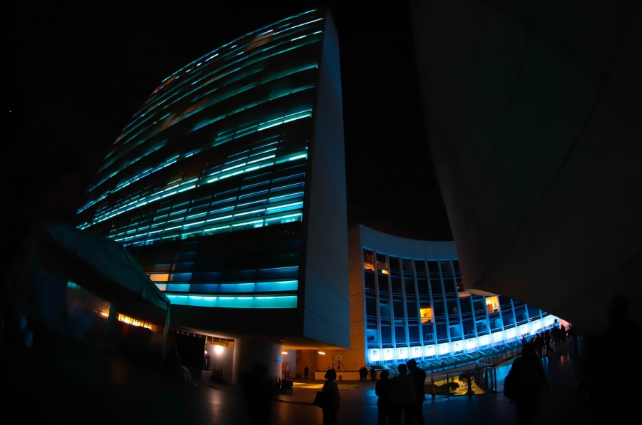 Iluminan el Senado por el Día Internacional del Autocuidado