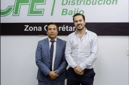 Mauricio Cárdenas Palacios se reune con directivos de CFE en Querétaro