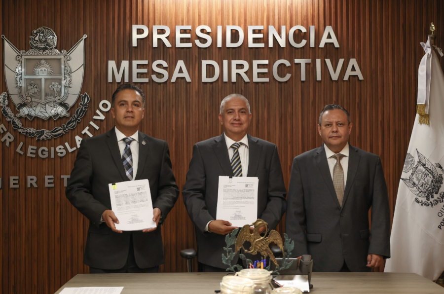 Ejecutivo entrega propuesta al legislativo sobf¿re la reforma judicial en el estado de Querétaro