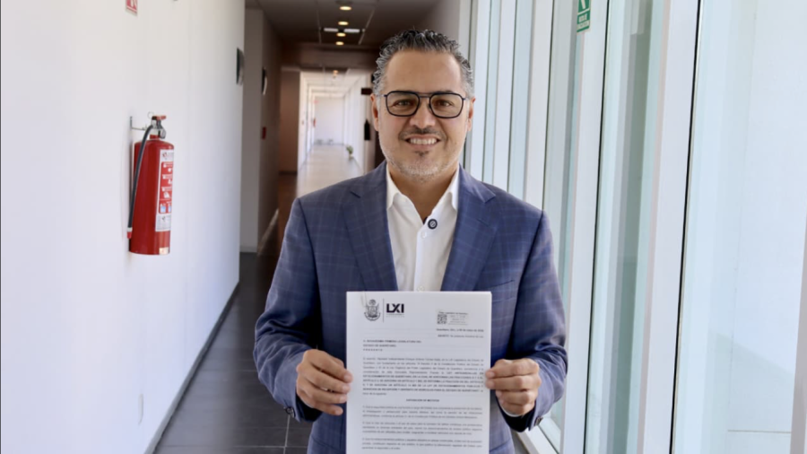 Enrique Correa Sada impulsa iniciativa para que se acepte pagos con. tarjeta en estacionamientos públicos