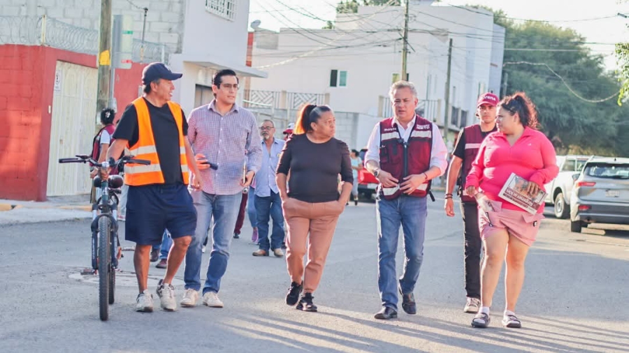 Santiago nieto dice que el sigue en morena y que los del PT son sus fans y esta bien