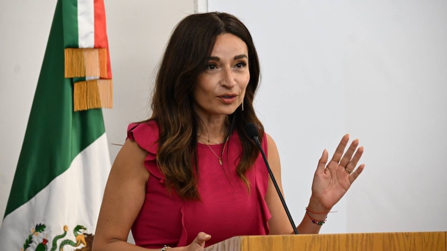 Laura Ballesteros acompaño a la diputada local Tere Calzada urante su 2do informe