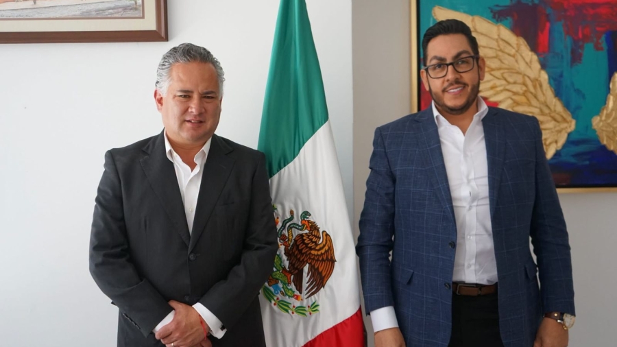 César Guti y Santiago Nieto en una reunión reciente en la que acordaron caminar juntos por la transformación de Querétaro
