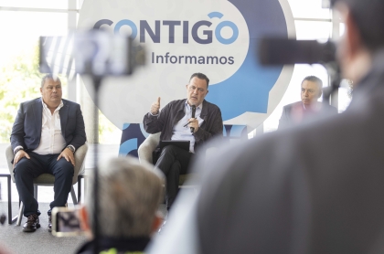 En conferencia de prensa el gobernador Kuri acompañado de su secretario de movilidad hizo personalmente los anuncios