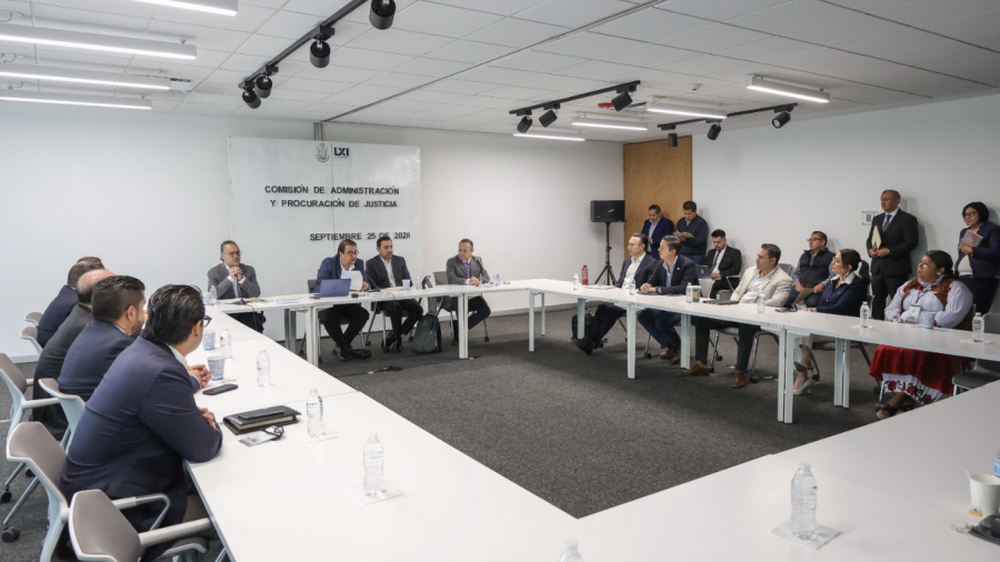 Diputados de la comisión de administración y procuración de justicia para discutir iniciativa