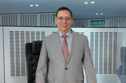 El Diputado Ulises Gomez de la Rosa en el pleno del Congreso de Querétaro