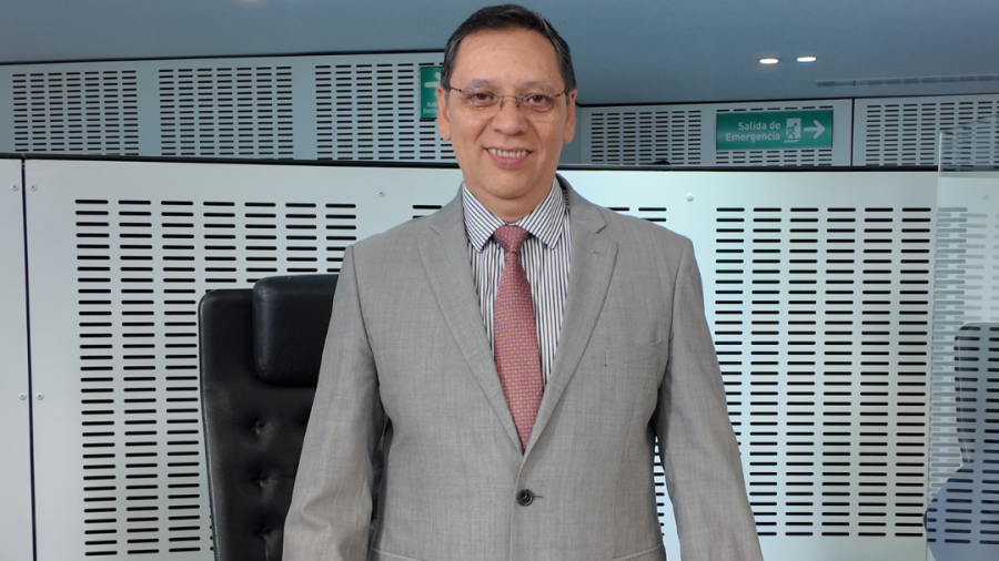 El Diputado Ulises Gomez de la Rosa en el pleno del Congreso de Querétaro