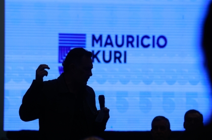 Mauricio Kuri durante el encuentro con industriales de Querétaro