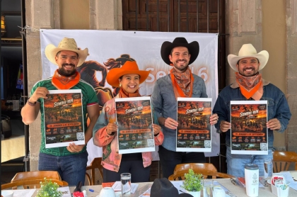 El diputado Paul Ospital durante la presentación de Sombrerum 2026