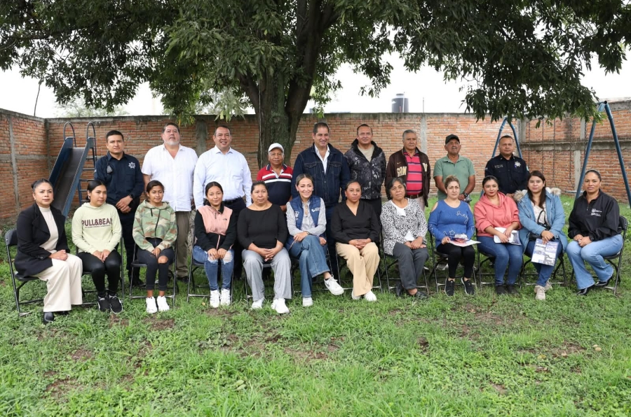 El Presidente Municipal de San Juan del Río durante la jornada comunitaria en San German