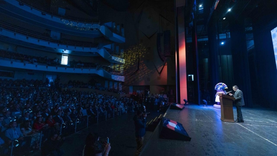 El Gobernador de Querétaro durante la inauguración de Congreso Nacional de Congresos