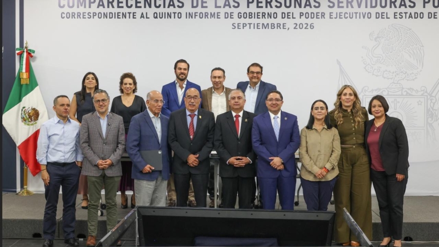 Secretarios y diputados locales durante la glosa del informe obras públicas y contraloría