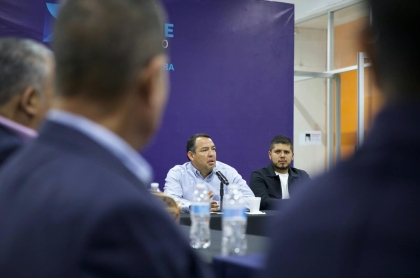 El Presidente Municipal en Reunión con integrantes deL FECAB como parte de su gira del V Informe de Gobierno