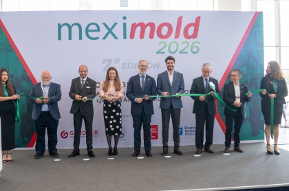 El Secretario Marco Antonio Del Prete Tercero en el corte de listón de Meximold 2026