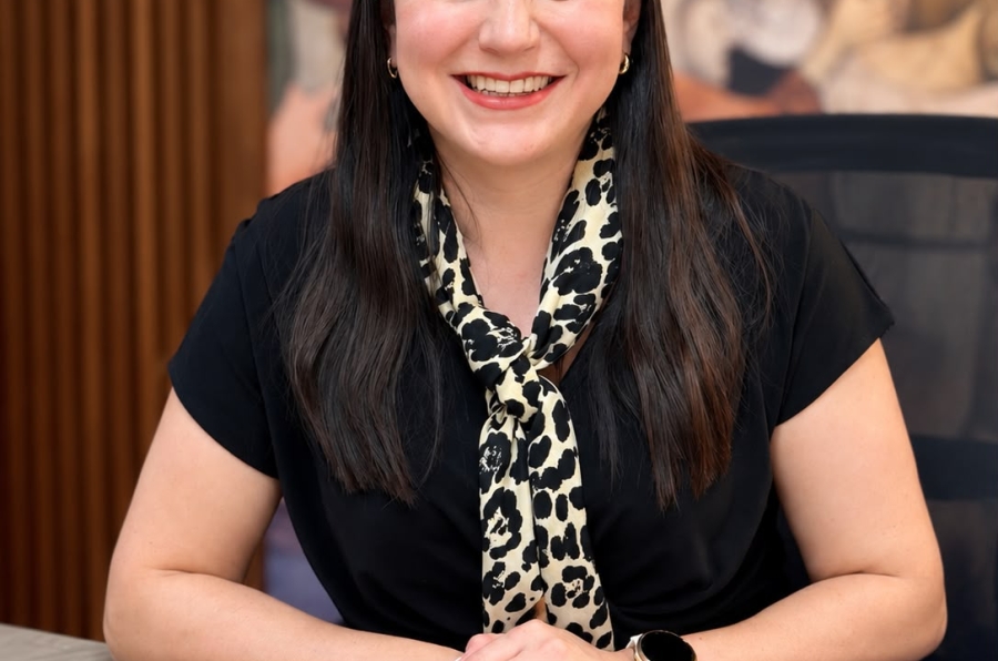 La Diputada Leonor Mejía en su oficina del Congreso de Querétaro