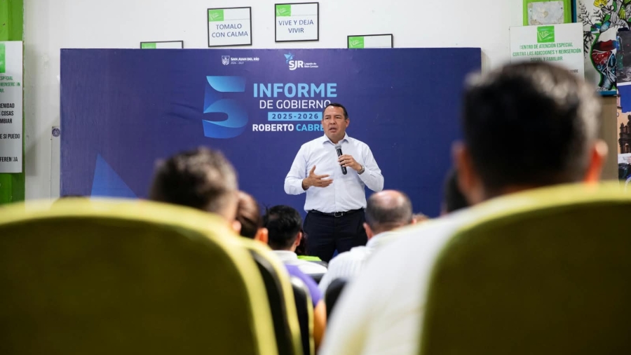 El Presidente Municipal de SJR durante su informe de salud del 5 año de su gobierno