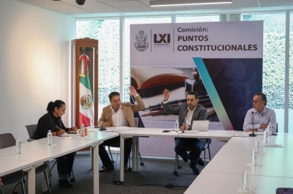 Diputados de la comisión de puntos constitucionales votan la nueva ley
