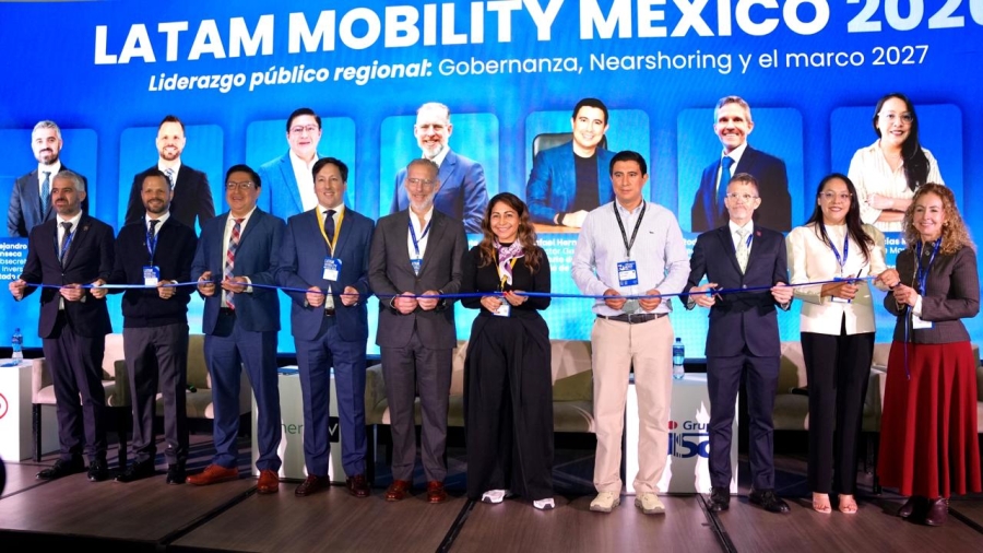 El Secretario Marco Antonio Del Prete durante la inauguración del Latan Mobility México