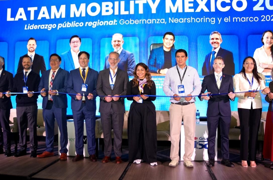 El Secretario Marco Antonio Del Prete durante la inauguración del Latan Mobility México
