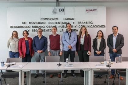 Diputadas y Diputados de Comisiones Unidas al finalizar la discusión