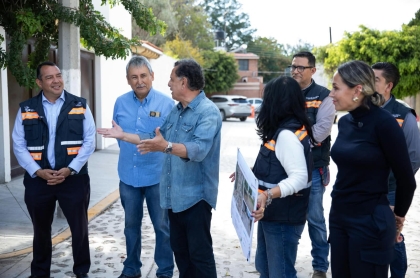 El Presidente municipal recibe reclamos de la ciudadanía