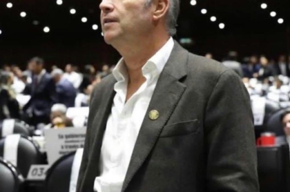 El Diputado Federal Mario Calzada en el pleno de la Camara de Diputados