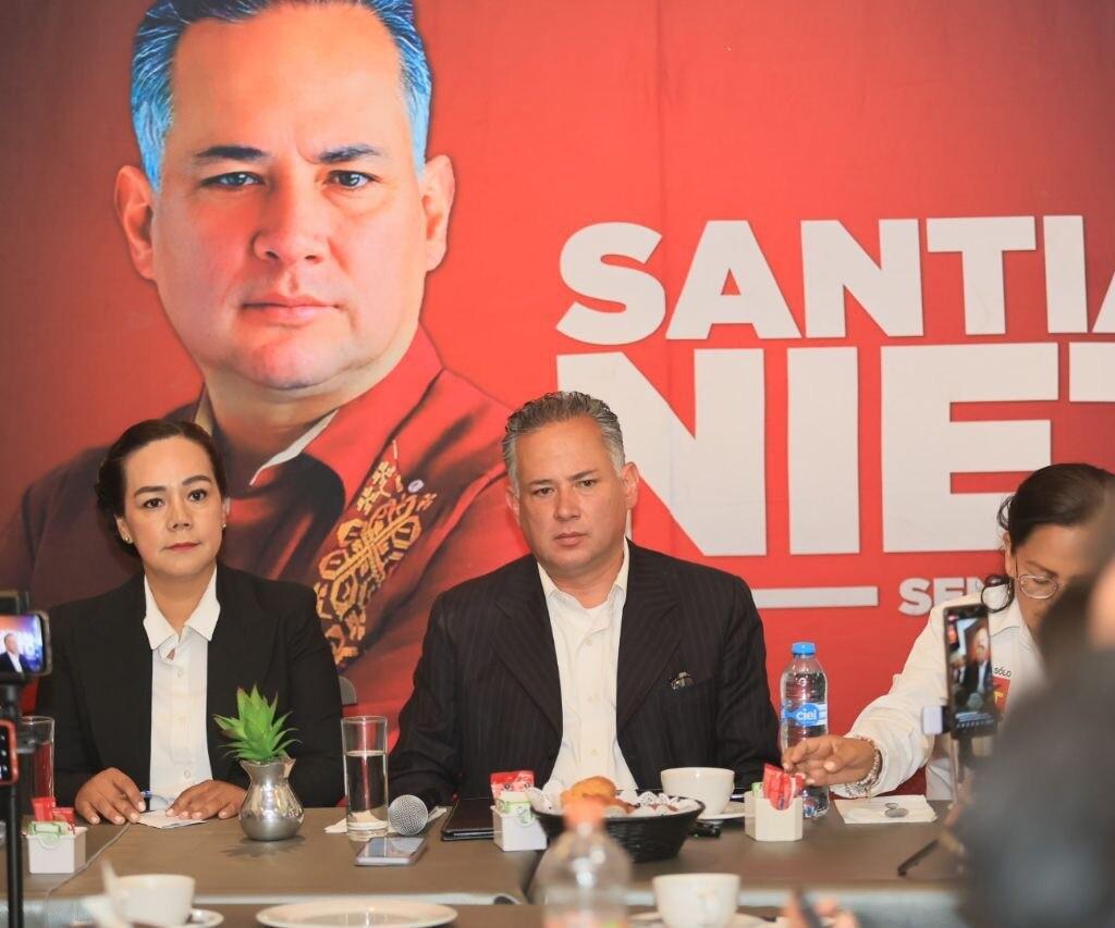 Presenta Santiago Nieto Castillo propuestas para la niñez. A vísperas del día de la niñez Santiago Nieto Castillo, ca