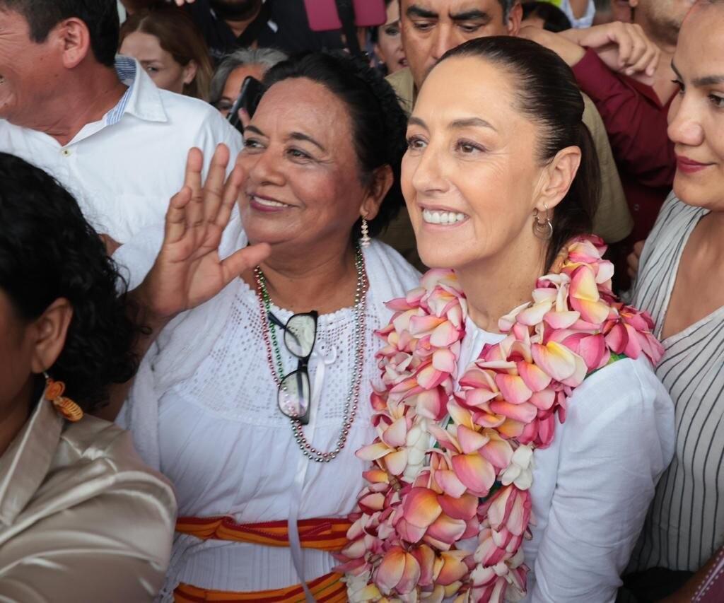 Claudia Sheinbaum llega a Veracruz entre música y entusiasmo.