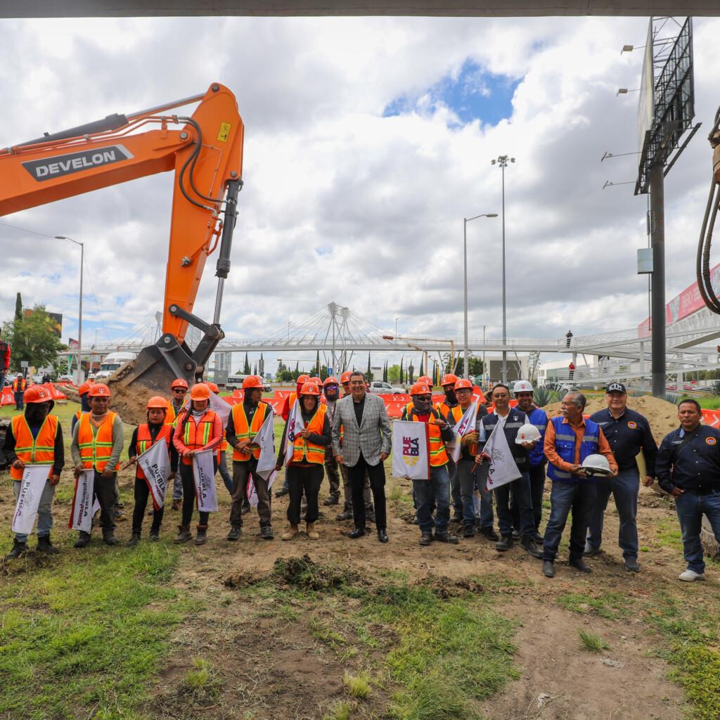 Inicia Gobernador Sergio Salomón Obras de Movilidad Metropolitana en Vía Atlixcáyotl